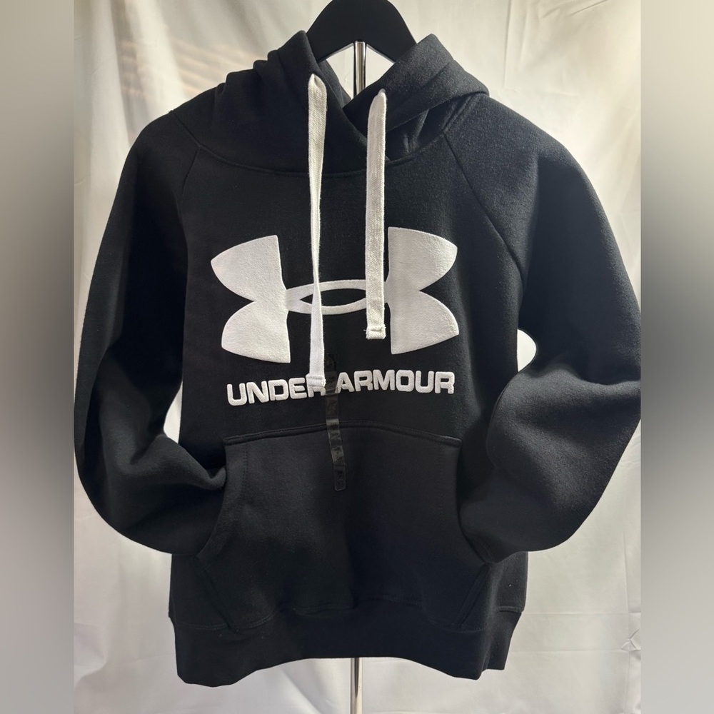 New Women’s Under Armour Black and White Hoodie Size Small